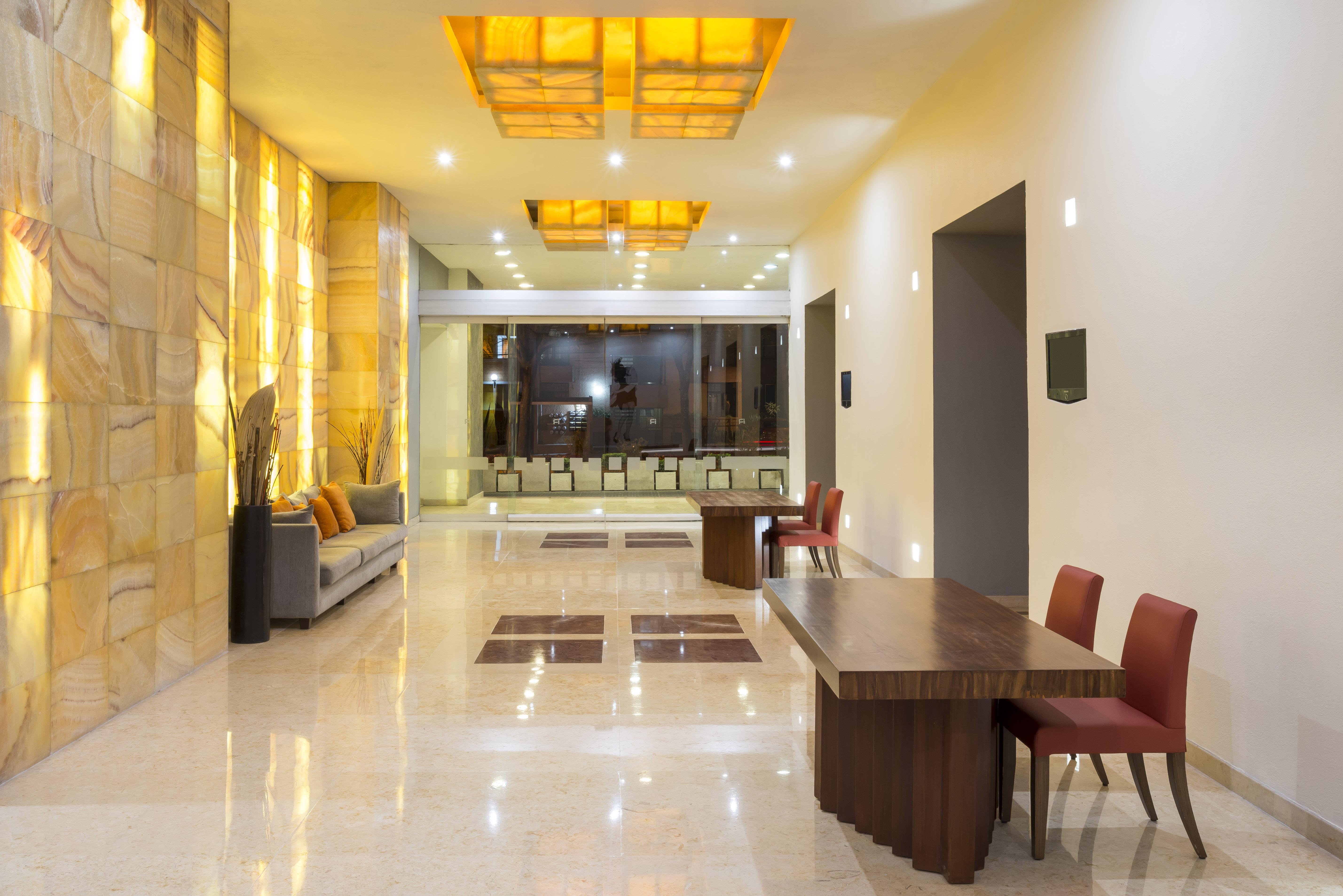 Real Inn Guadalajara Expo Экстерьер фото